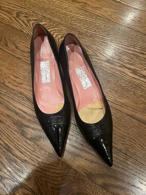 Salvatore Ferragamo Black Pointed Toe Patent Leather Heels 9.5 B